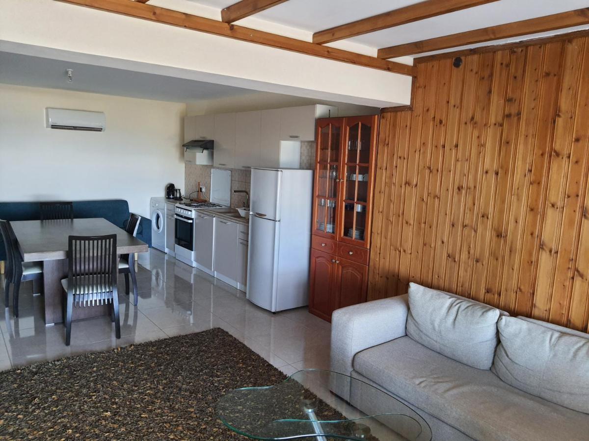 Joanna Sunset Apts بوموس المظهر الخارجي الصورة