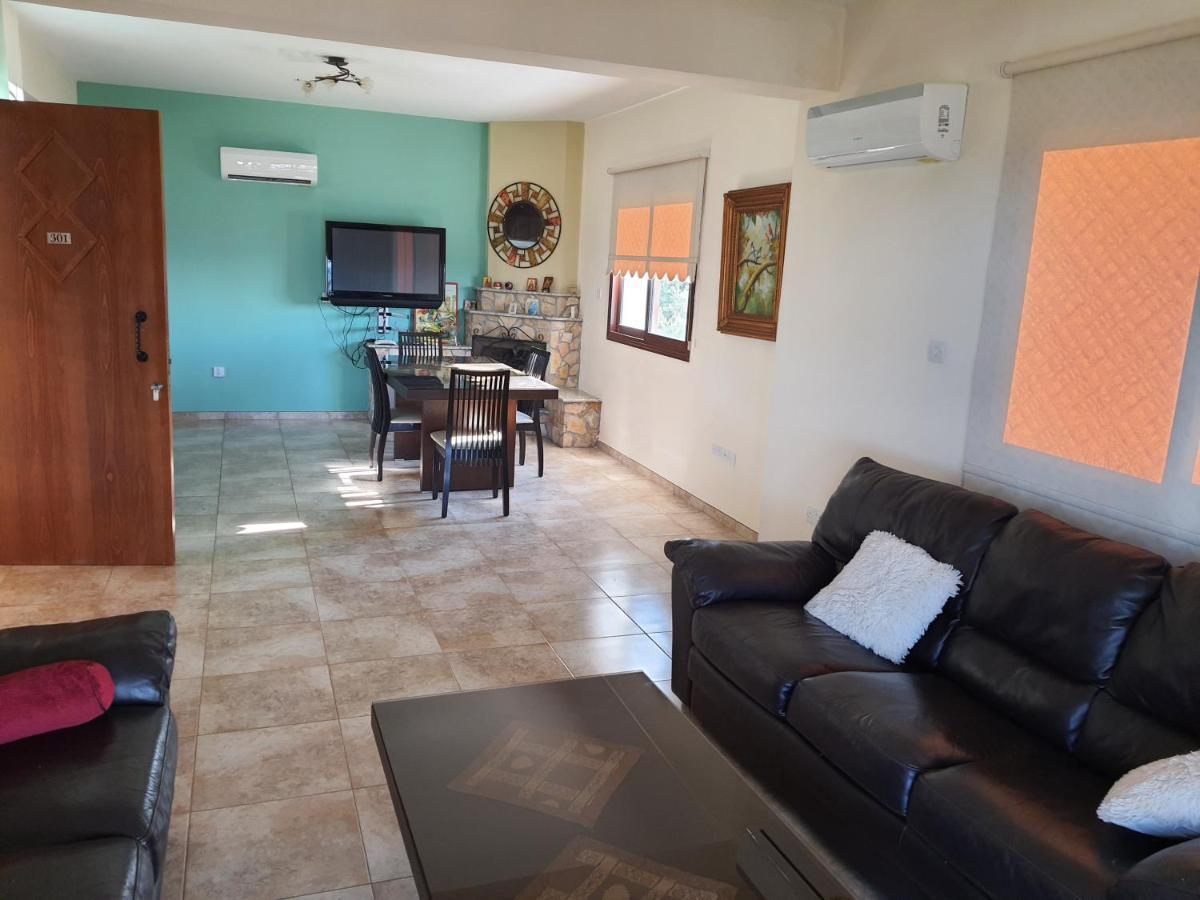 Joanna Sunset Apts بوموس المظهر الخارجي الصورة