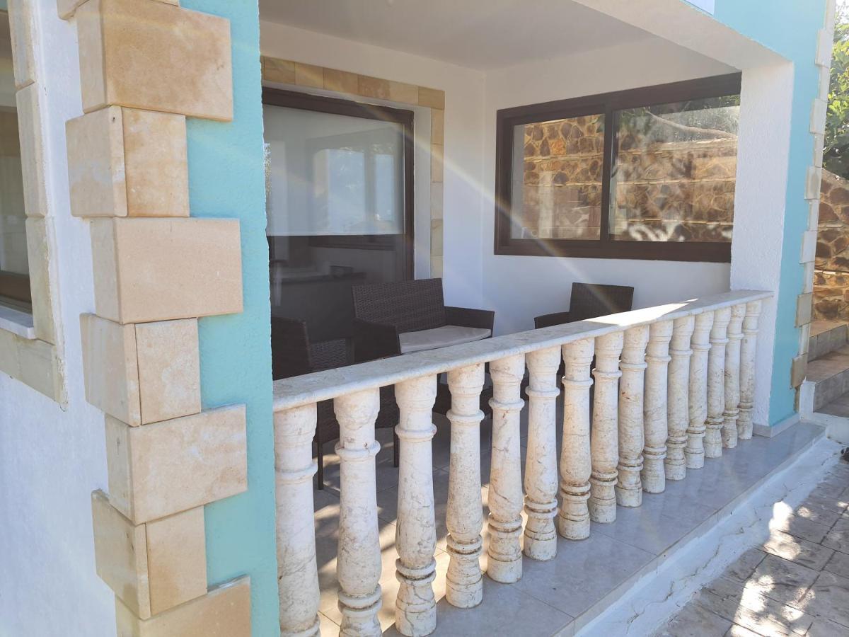 Joanna Sunset Apts بوموس المظهر الخارجي الصورة