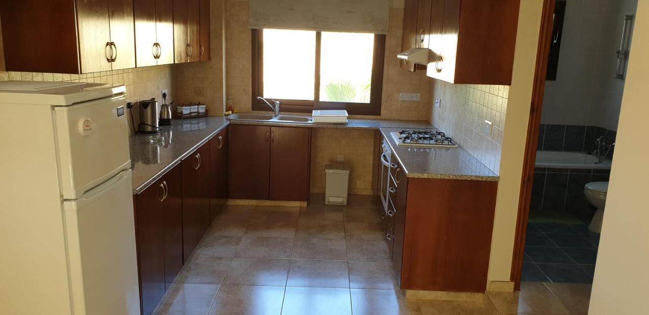 Joanna Sunset Apts بوموس المظهر الخارجي الصورة